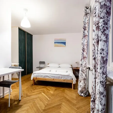 Witomino 4-bedroom شقة غدينيا