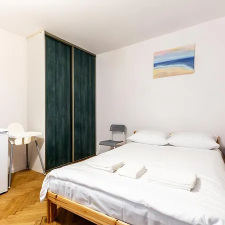 شقة Witomino 4-bedroom